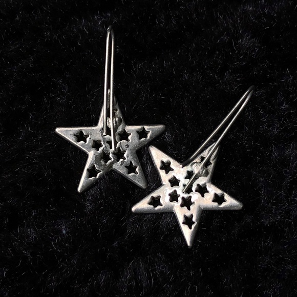 Silver Tone Star Earrings - Picture 2 of 8